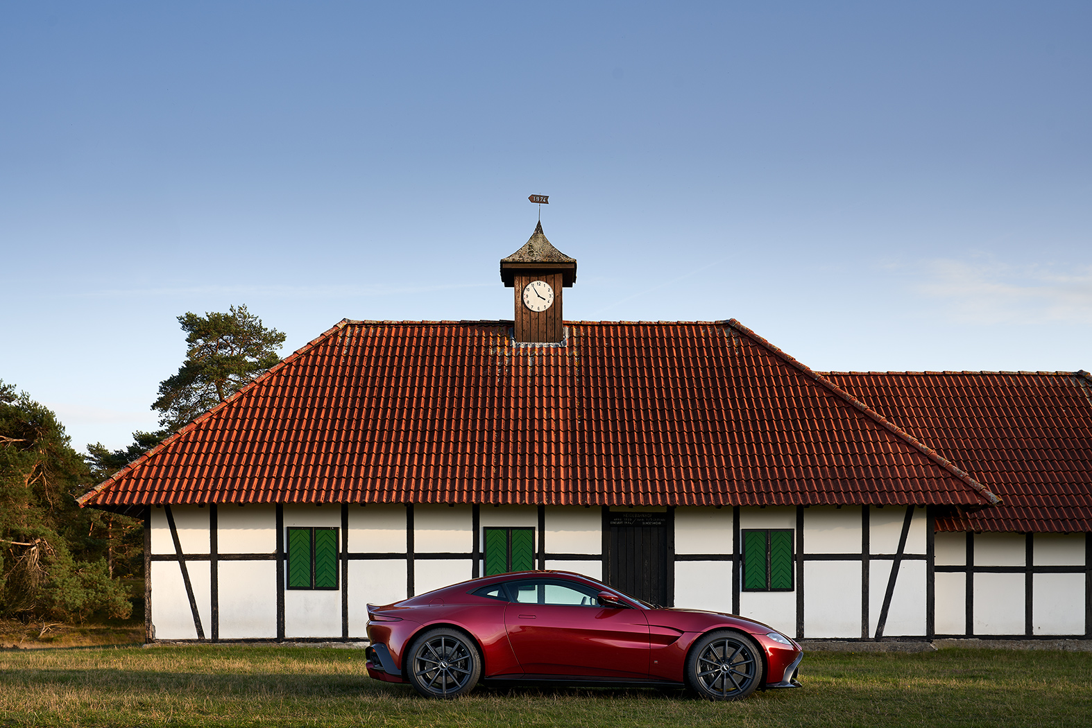 Aston Martin Vantage